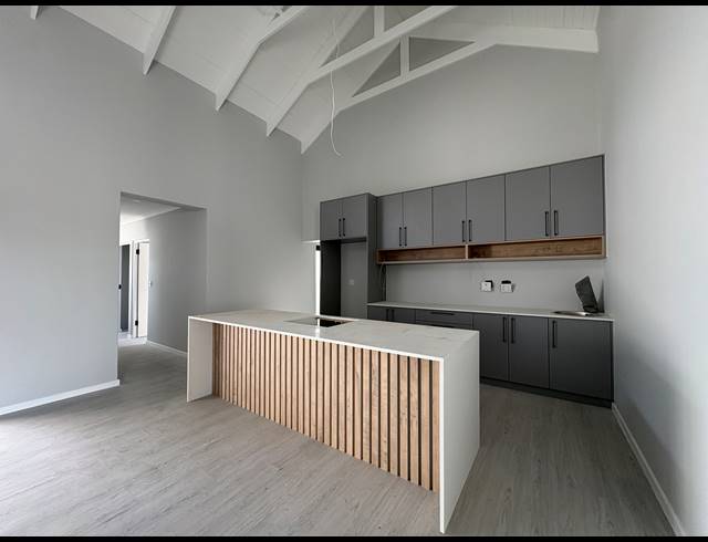3 BEDROOM HOUSE FOR SALE IN SANDOWN